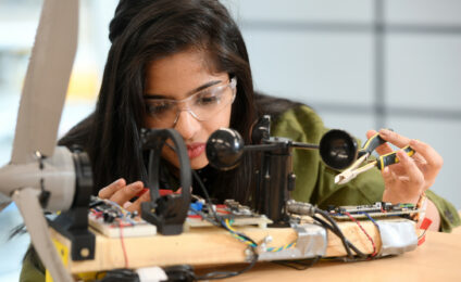 Bringing Worlds Together Bursary – Engineering